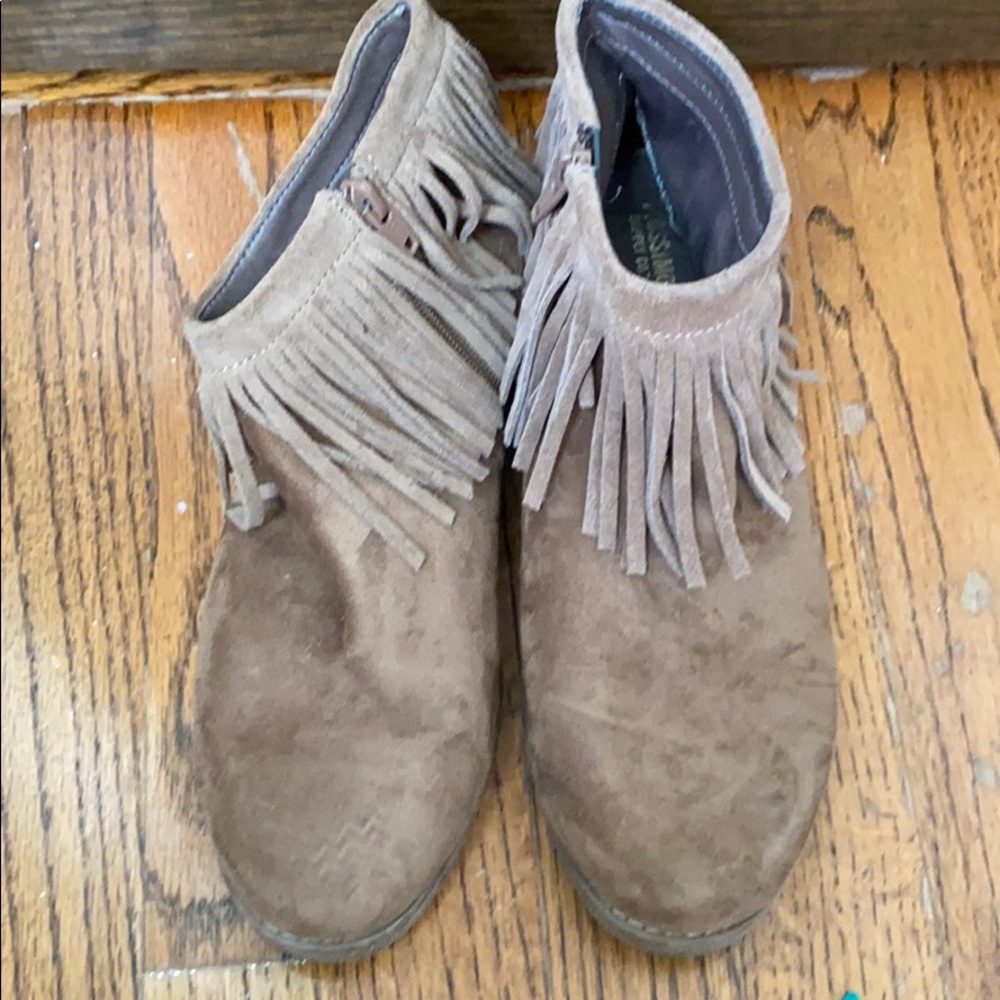 Brown Mossimo Booties Size 8(1/2)